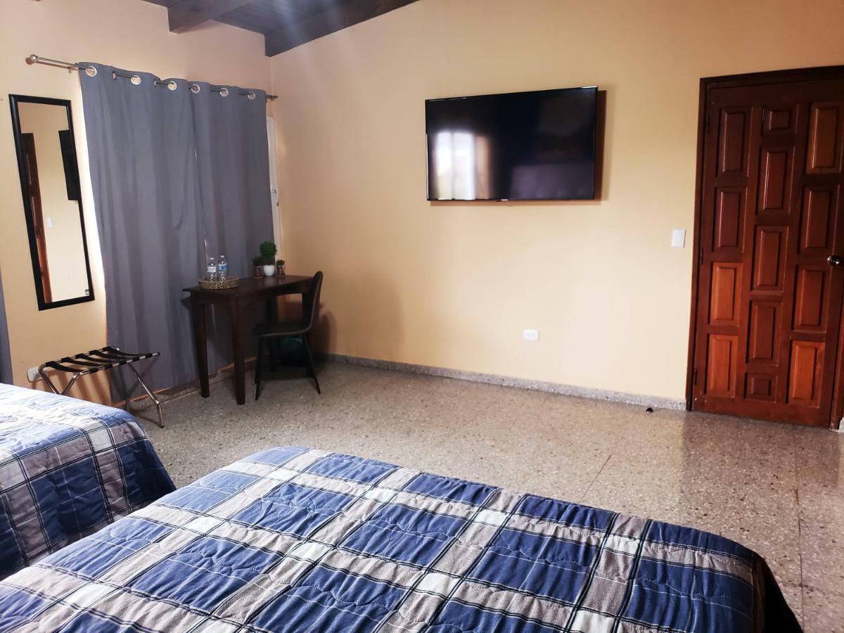 Portal Los Castanos Tegucigalpa Buitenkant foto